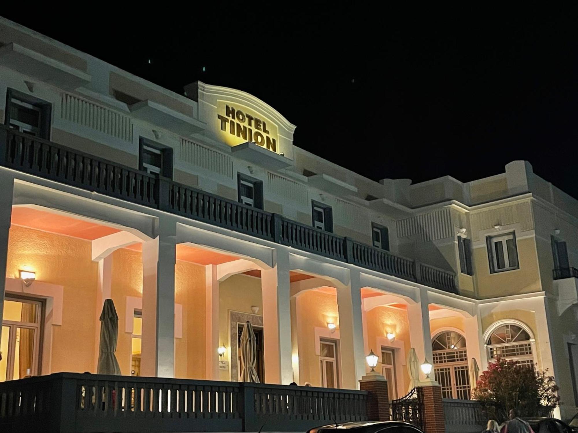 Tinion Urban Hotel Tinos Ngoại thất bức ảnh