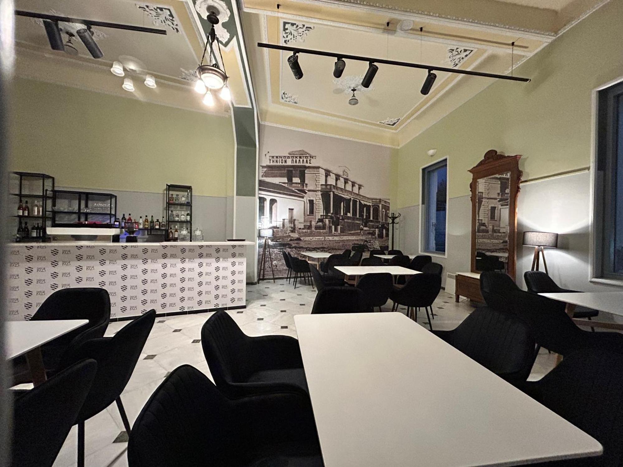 Tinion Urban Hotel Tinos Ngoại thất bức ảnh