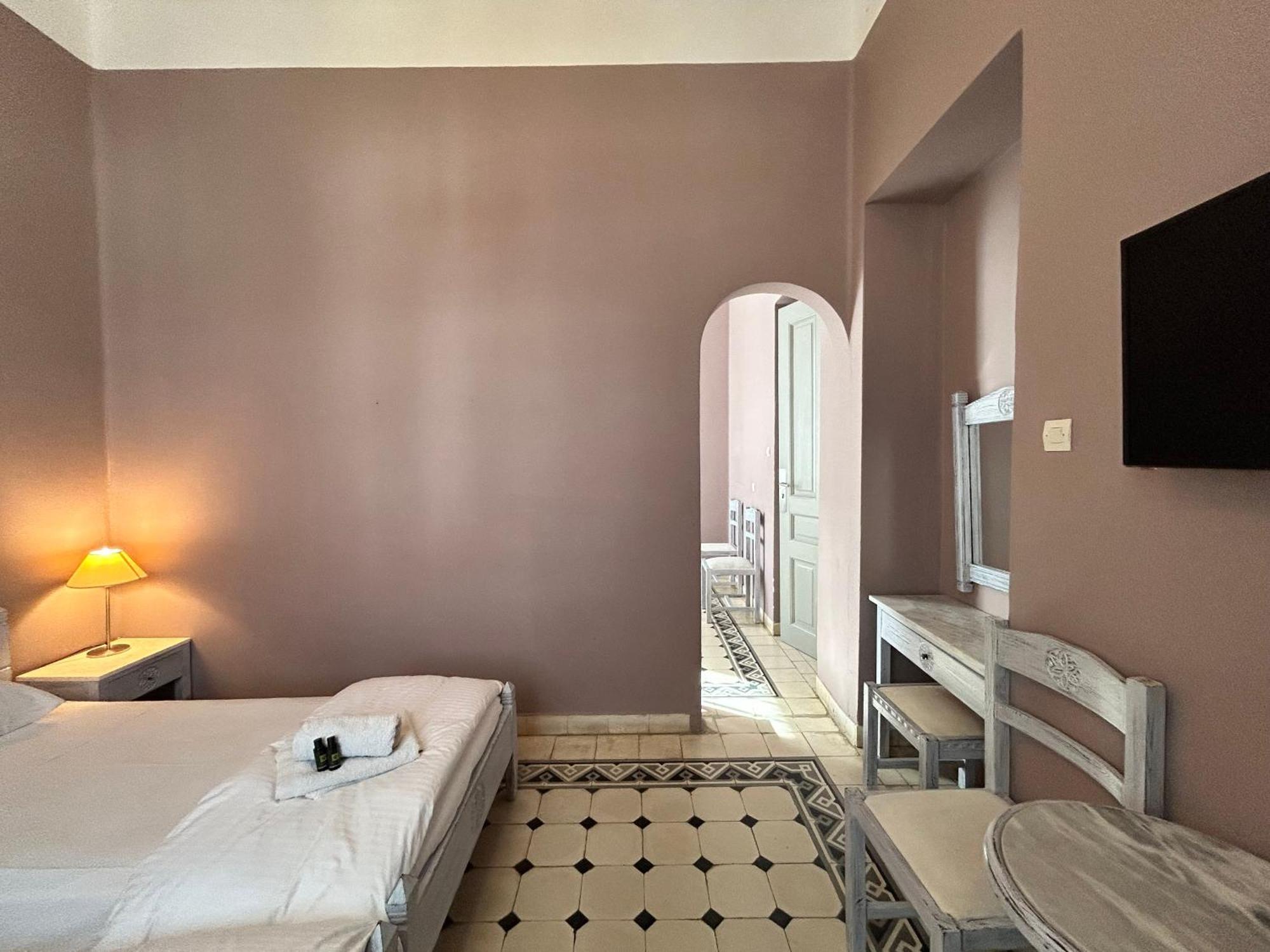 Tinion Urban Hotel Tinos Ngoại thất bức ảnh