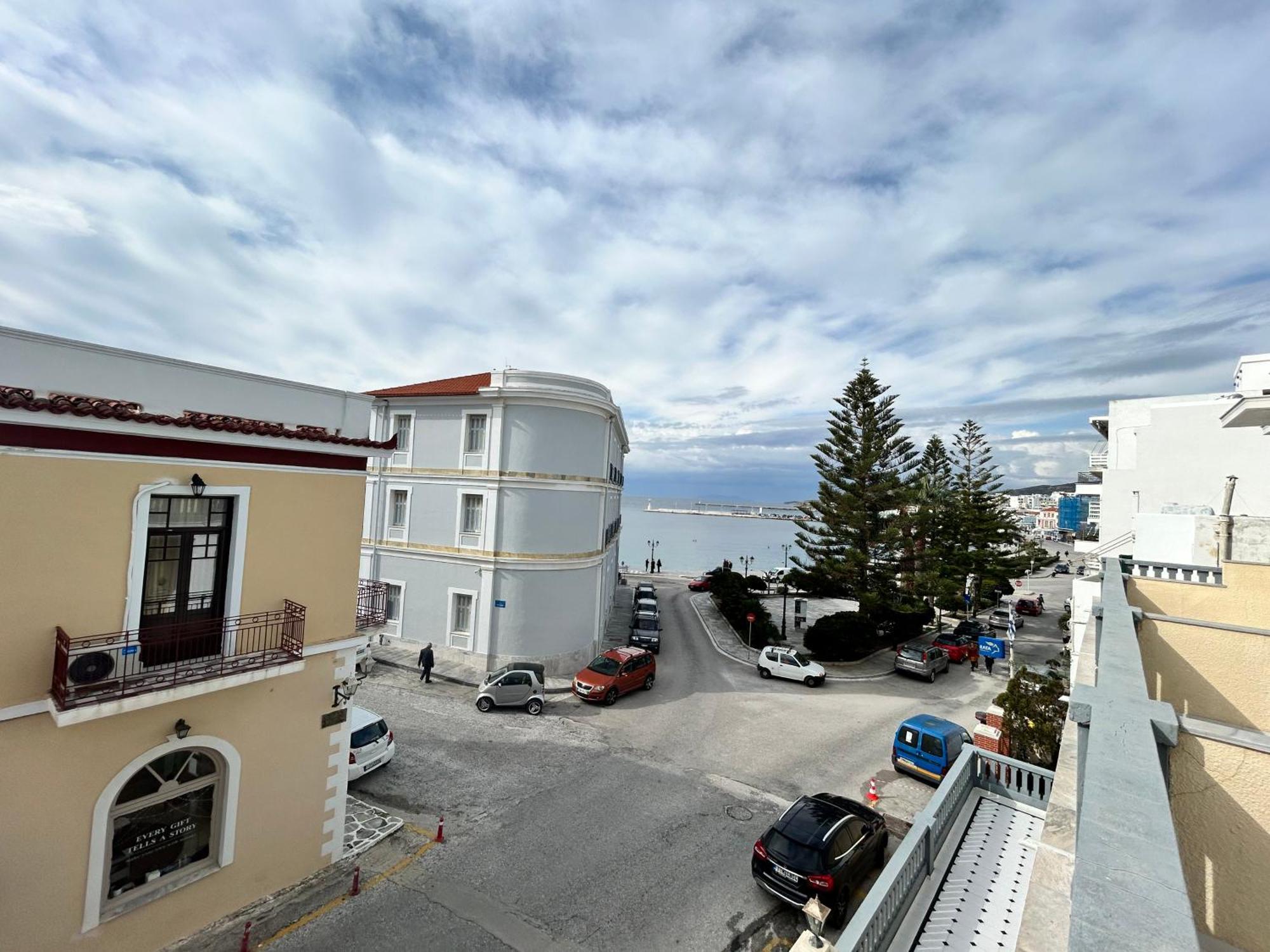 Tinion Urban Hotel Tinos Ngoại thất bức ảnh