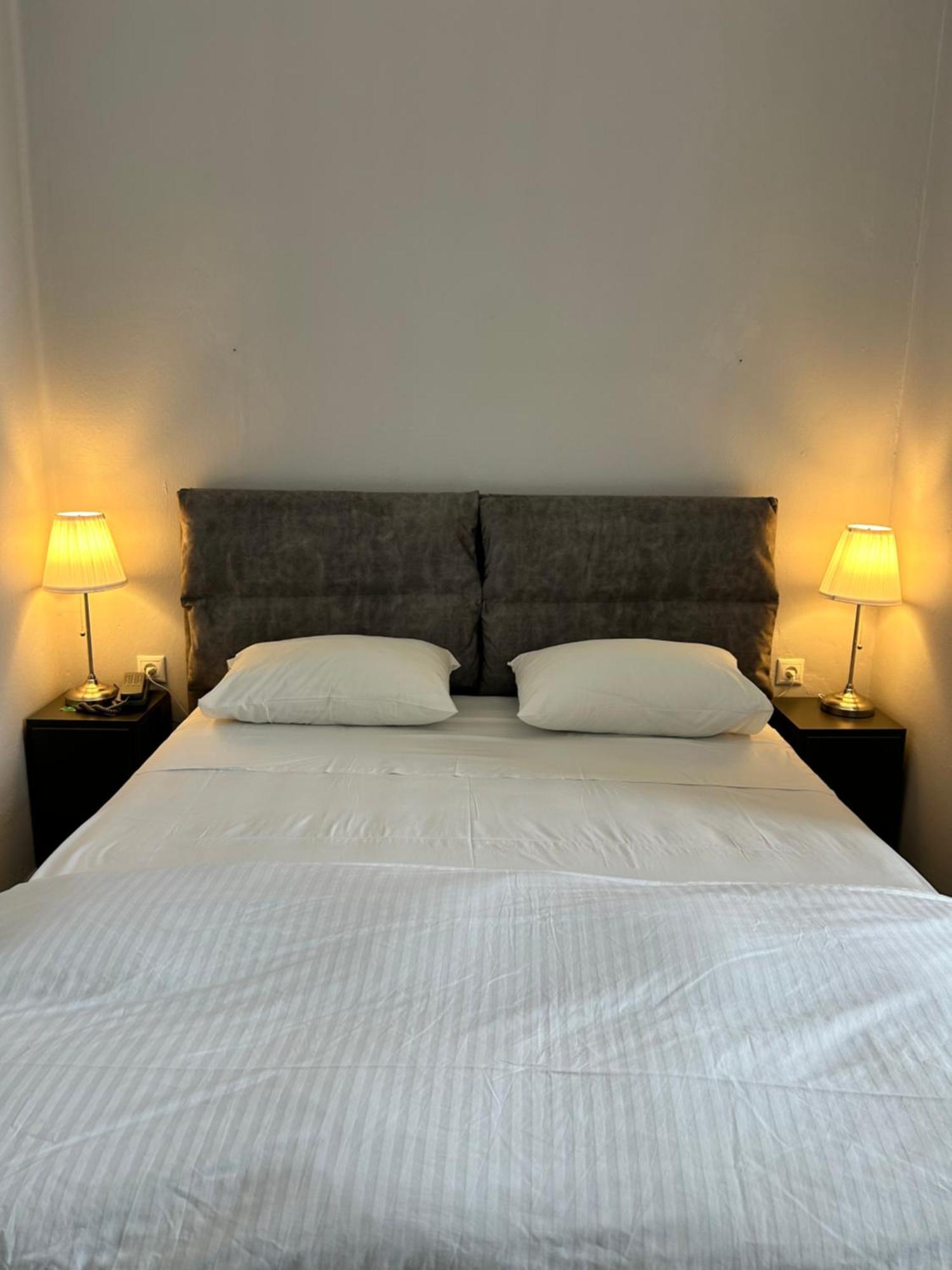 Tinion Urban Hotel Tinos Ngoại thất bức ảnh